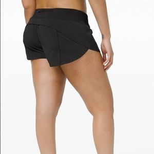 Lululemon low-rise black shorts